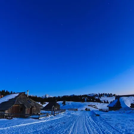 Tisa Velika Planina Horská chata Stahovica