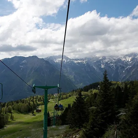 Tisa Velika Planina Domek alpejski