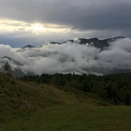 Tisa Velika Planina Domek alpejski Stahovica