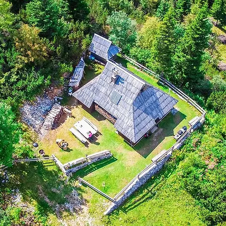 Tisa Velika Planina Chalet *